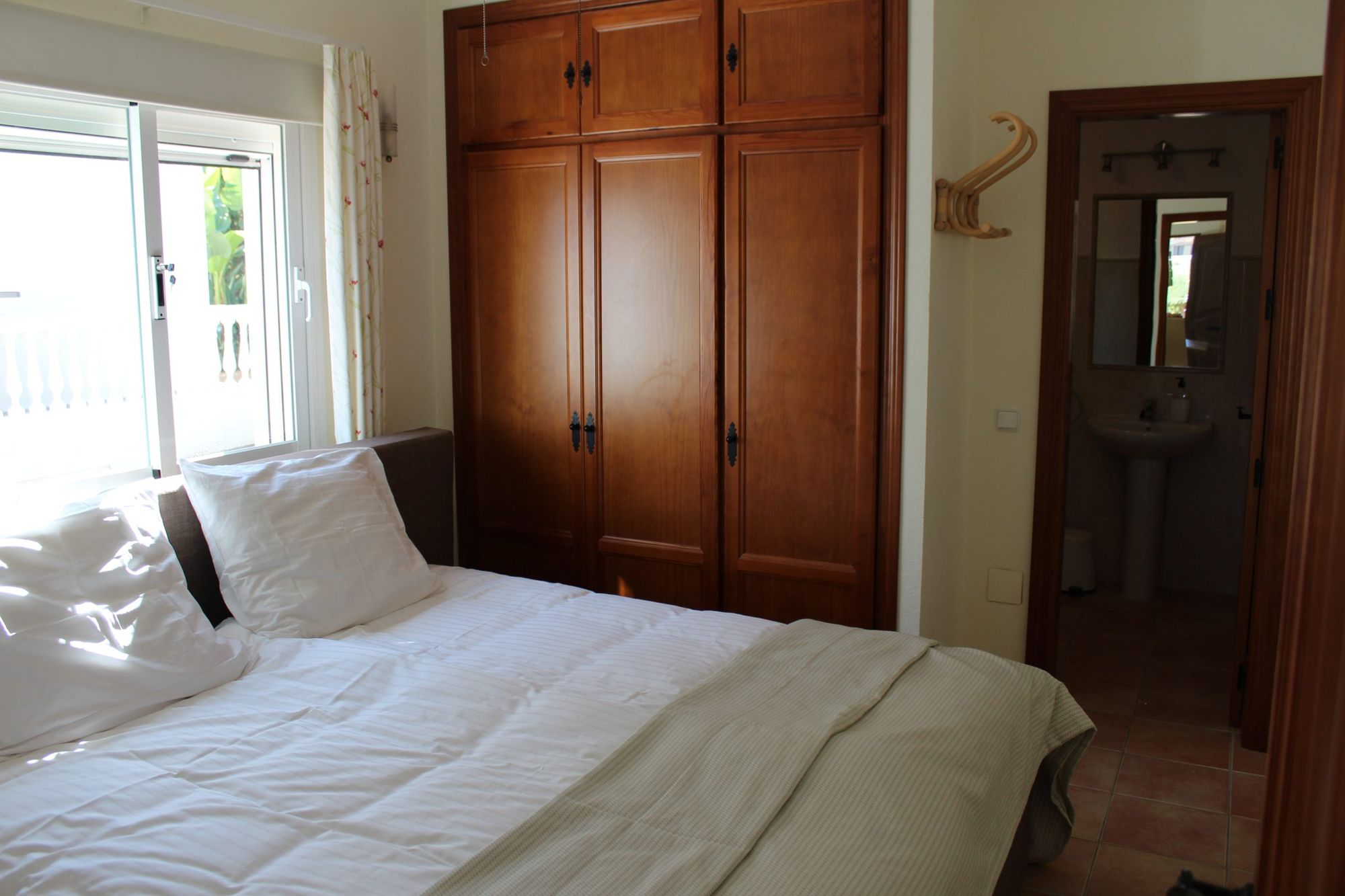 Suite 5