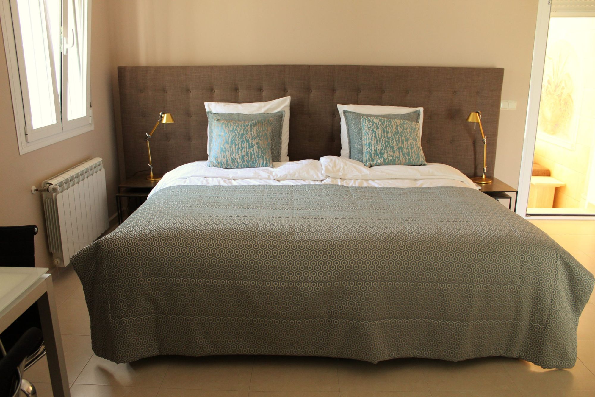 Suite 2
